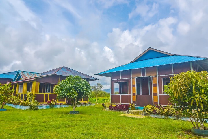 Hotel O Filadelfia Resto & Penginapan Near Benteng Moraya