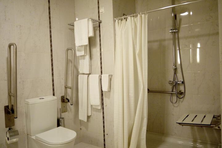 Room 38 of 52