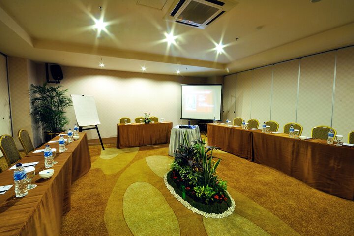 Meeting 25 of 32
