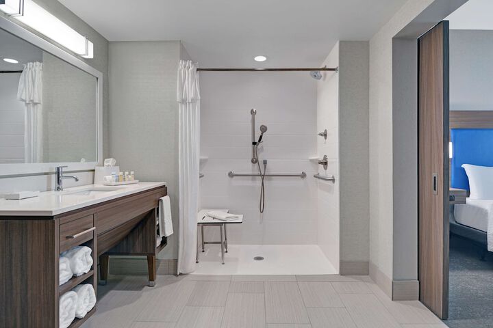 Bathroom shower