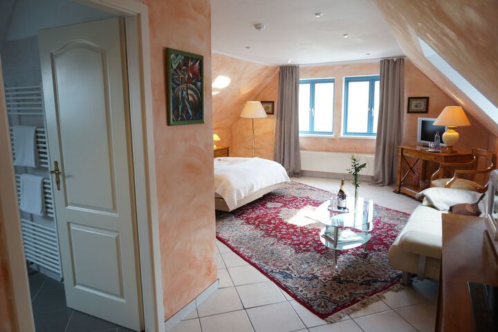 Room 39 of 100