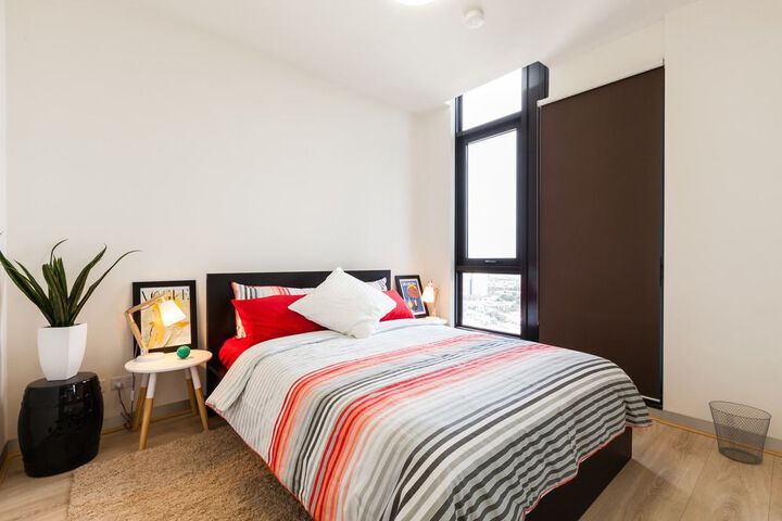 Room 3 of 20