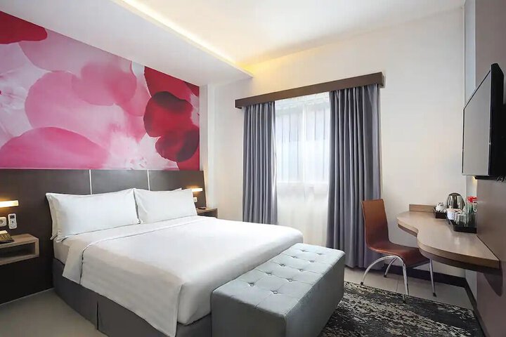 Room 13 of 43