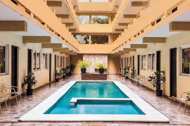 Pool 25 of 27