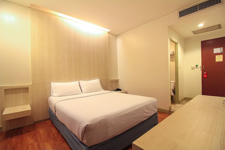 Room 18 of 56