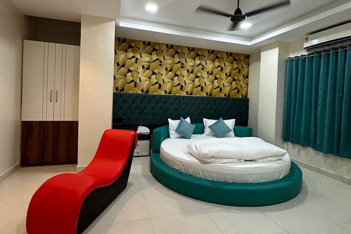 Room 18 of 29