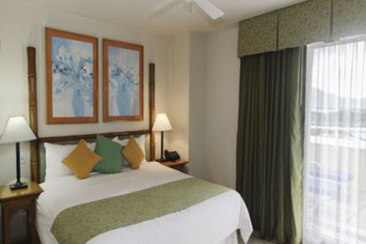 Room 14 of 38