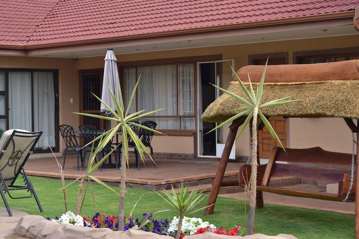 Terrace/Patio 26 of 31