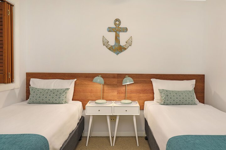 Room 35 of 134