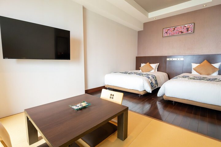 Room 56 of 299
