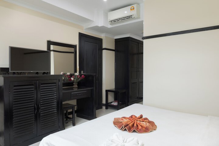 Room 5 of 45