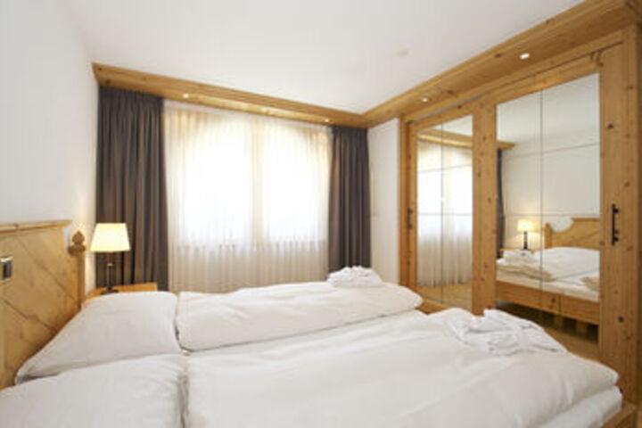 Room 40 of 73