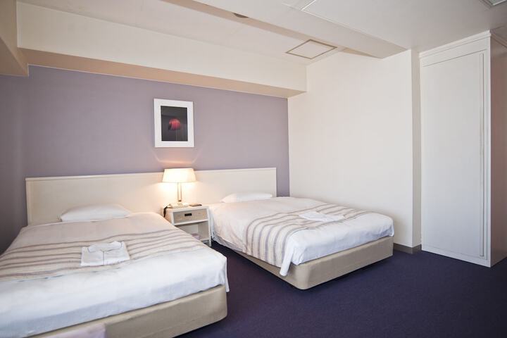 Room 54 of 120