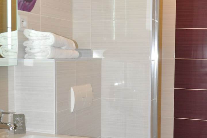 Clean Restrooms