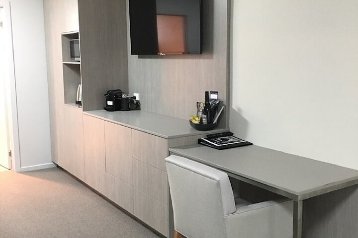 Room 6 of 60
