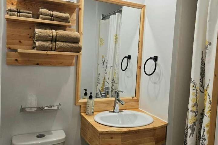 Room 18 of 25