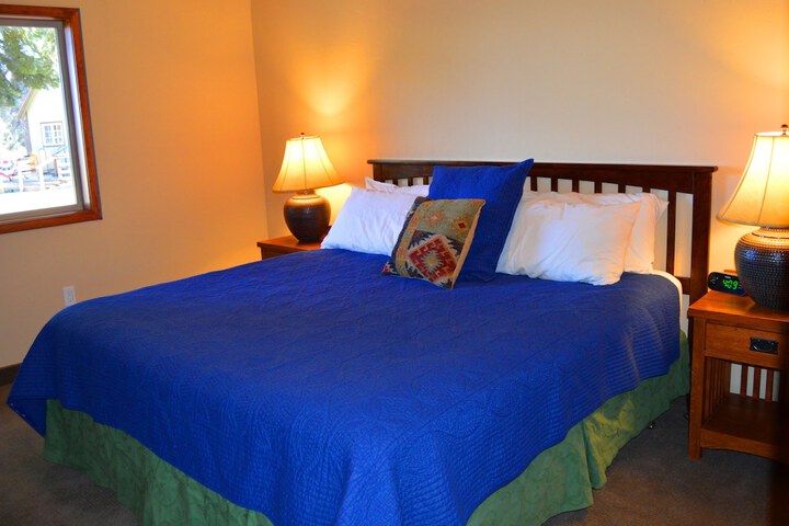 Room 8 of 73