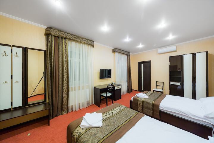 Room 29 of 52