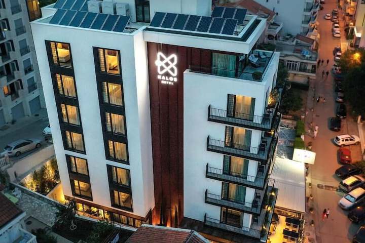 Hotel 52 of 55