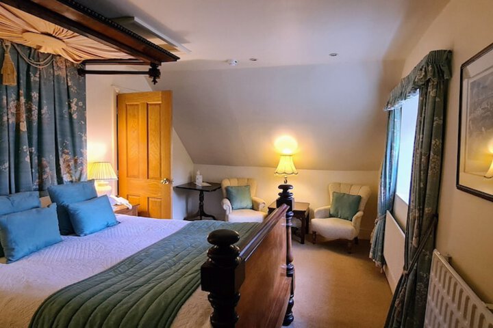 Room 21 of 62