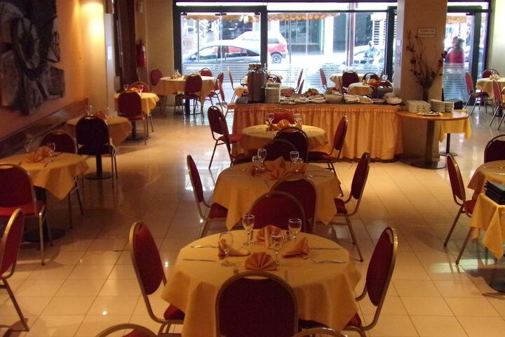 Dining Photos