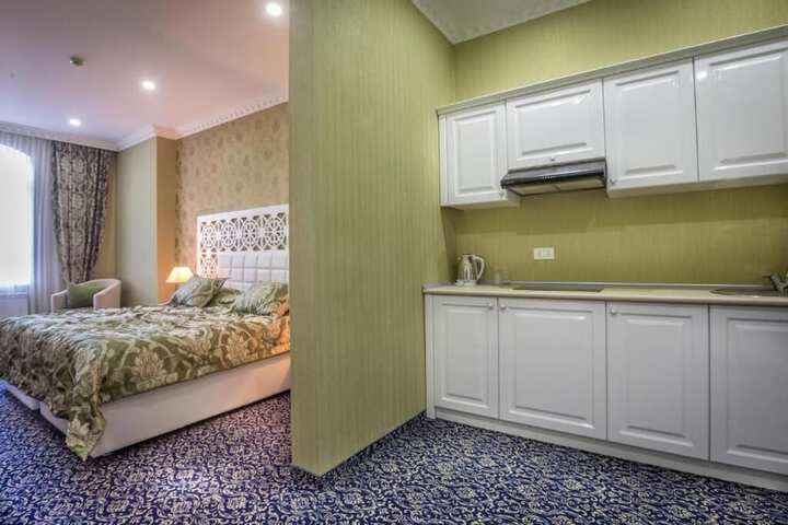 Room 35 of 78