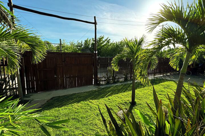 Hotel Exterior 60 of 61