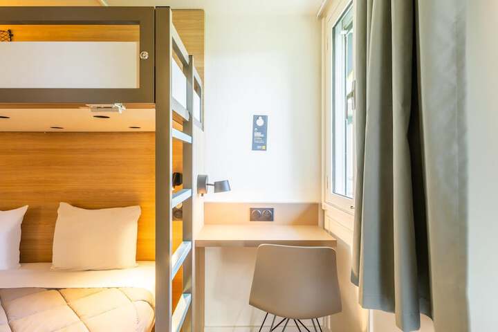 Room 11 of 21