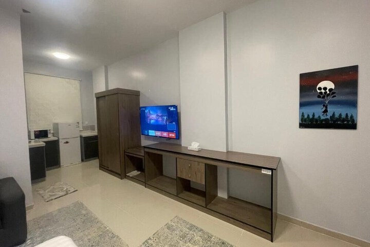 Room 7 of 13