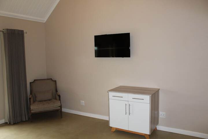 Room 17 of 35