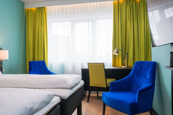 Room 8 of 46