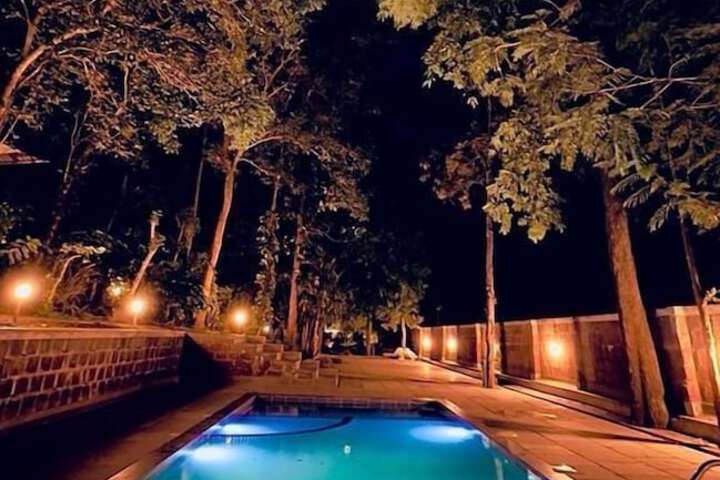 Pool 53 of 87