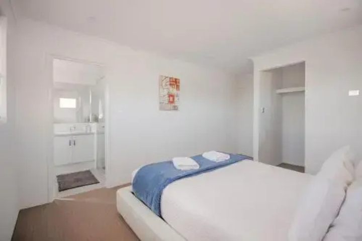 Room 2 of 12