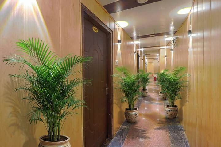 Hotel Interior 8 of 36