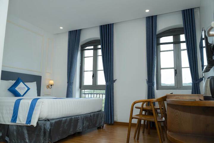 Room 4 of 14