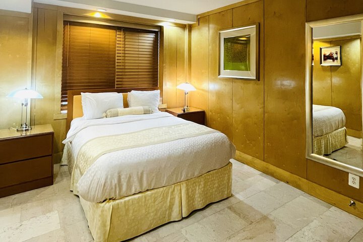 Room 8 of 41