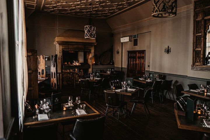 Dining 57 of 98