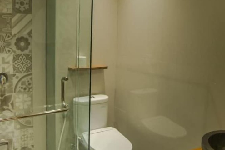 Room 25 of 43