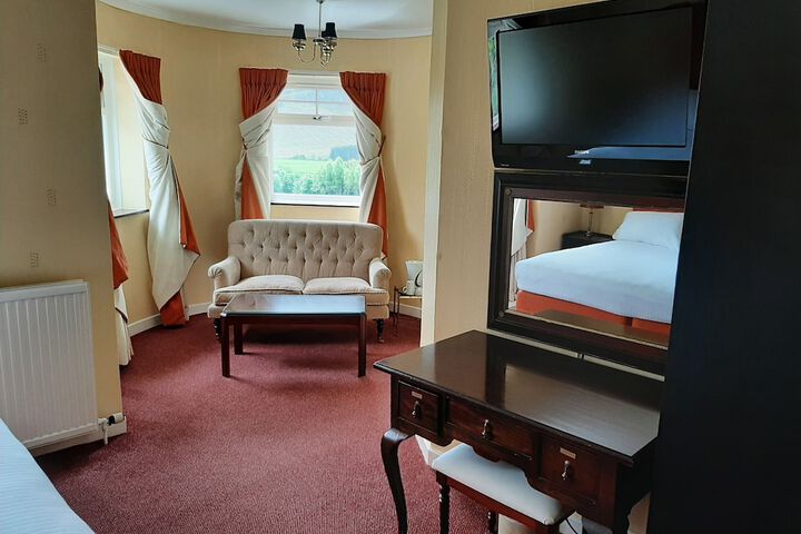 Room 8 of 70