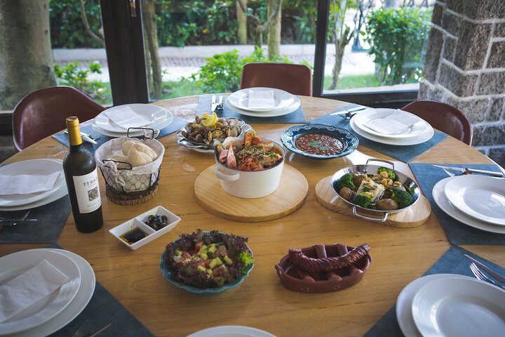 Dining 33 of 124