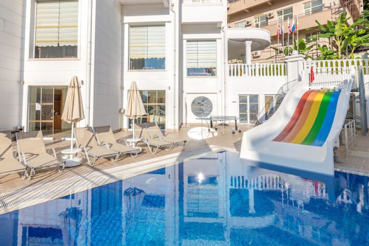 Hotel with Pool