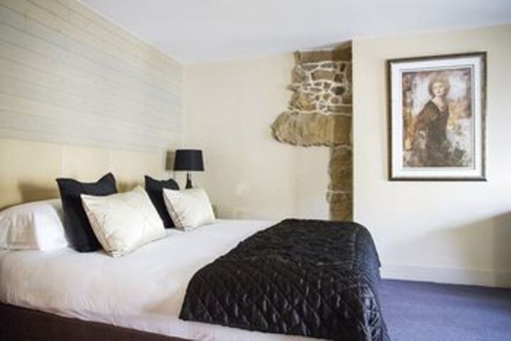 Room 47 of 118