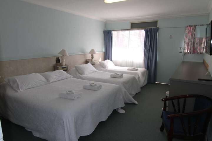Room 18 of 29