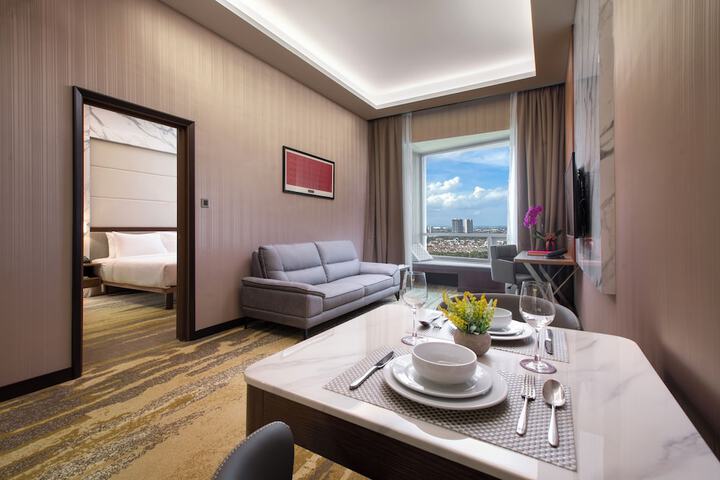 Room 7 of 30
