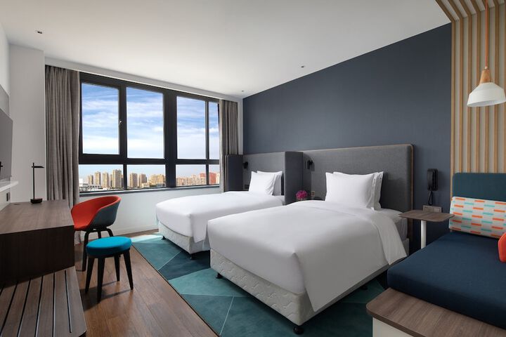 Room 22 of 49
