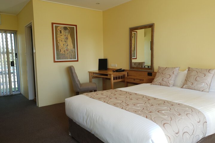 Room 9 of 47