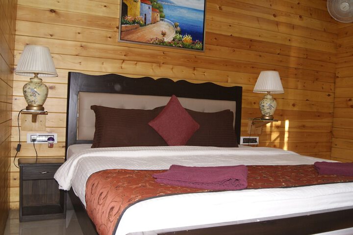 Room 10 of 44