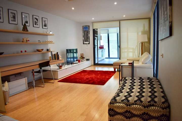 Room 1 of 17