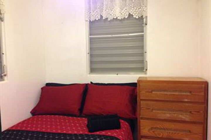 Room 6 of 6