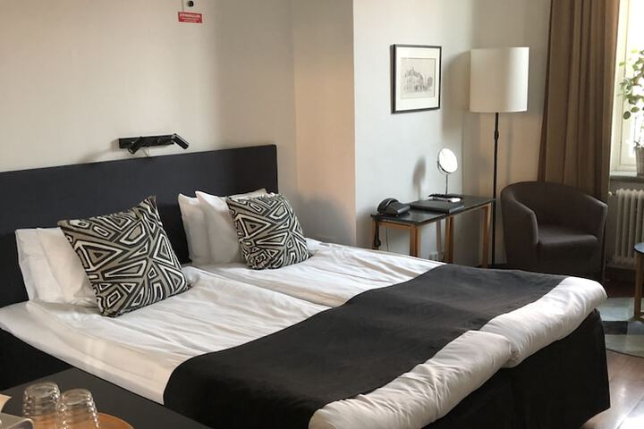 Room 30 of 78